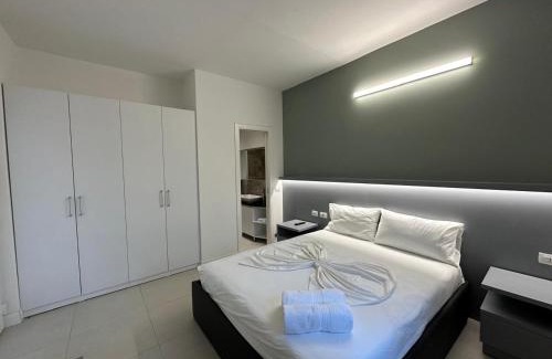 Lezhe Hotel | Evergreen Laguna Vain-Lezhe