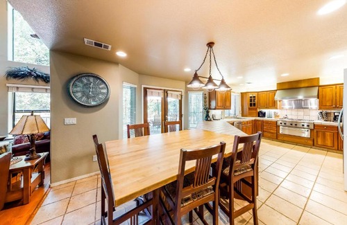 Granite Ridge House | Evergreen Lodge