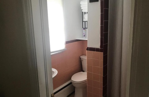 Town of Scriba Hotel | Evergreen Motel