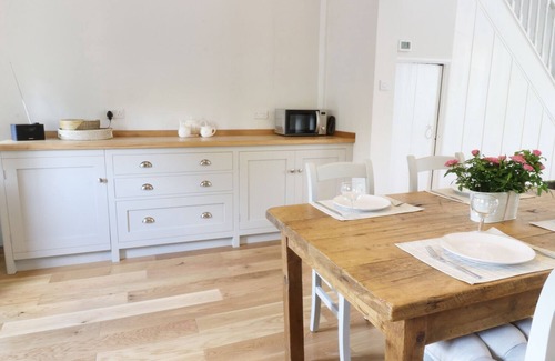 Addingham House | EVERGREEN, pet friendly, with open fire in Addingham