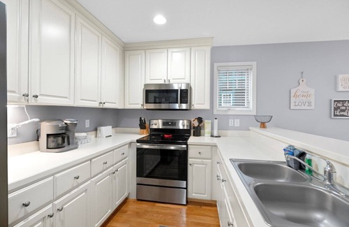 Foscoe Condo | Evergreens 721- Mountain Condo, Gated Resort, Indoor/Outdoor Pools and Hot Tub, Fitness Area, Fis.