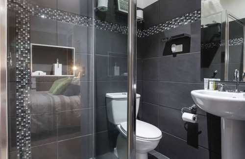 Footscray Apartment | Everyone is welcome at The Milkbar apartment in Seddon.
