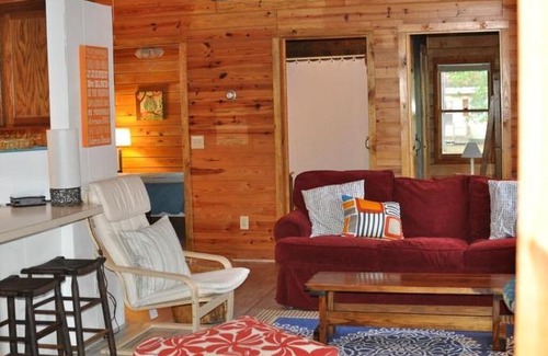 Tranquil Harbour Cabin | Everything's Just Beachy Cabin