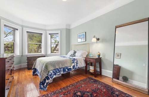 Kensington House | Everything you need in Brooklyn