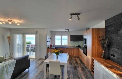 Maxilly-sur-Leman Apartment | Evian/Maxilly: Beautiful fully renovated apartment on the shores of Lake Geneva