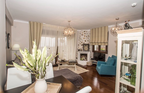 Polygyros Villa | Evmorfes Villas