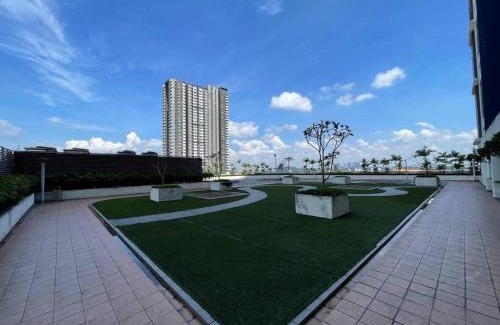 Bangi Sentral Apartment | Evo Suites Bangi homestay free parking & wifi