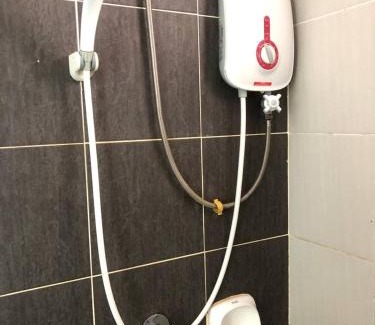 Bangi Sentral Apartment | Evo Suites Bangi homestay free parking & wifi