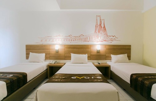 Gubeng Hotel | Evora Hotel