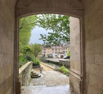 Evreux Apartment | Evreux ground floor apartment,jardin,proche hyper centre