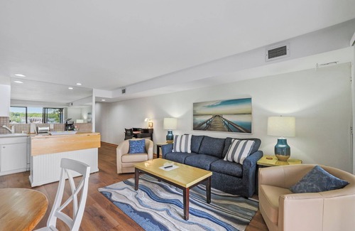 Charlevoix Condo | EWI 103 | Lake Charlevoix Views | Downtown Charlevoix | Pool, Hot Tub, Sauna