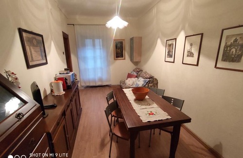 La Morra Apartment | Ex Ostu Impero: vino, tartufo ed ospitalità