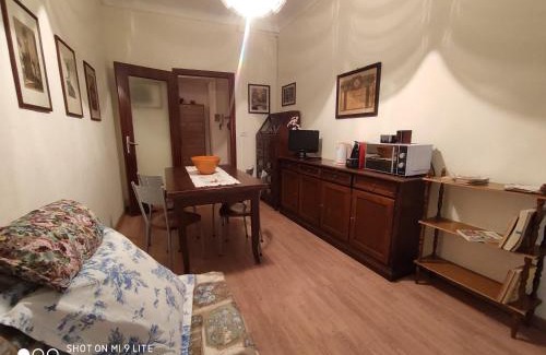 La Morra Apartment | Ex Ostu Impero: vino, tartufo ed ospitalità