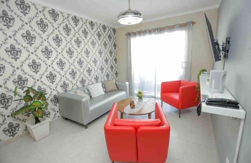 Punal Apartment | EXCELENT Y NUEVO APT CON PISCINA, WIFI A 3 MIN DEL AEROPUERTO