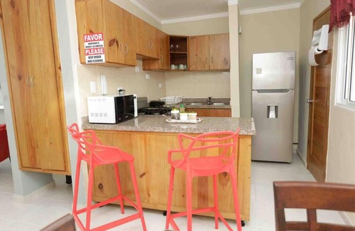 Punal Apartment | EXCELENT Y NUEVO APT CON PISCINA, WIFI A 3 MIN DEL AEROPUERTO