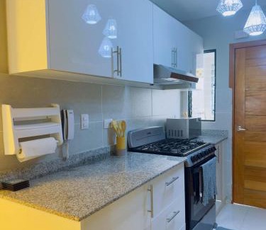 Ensanche Isabelita Apartment | Excelente Apartamento Completo Renta Carro Disponible