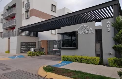 Villa Marina Apartment | Excelente Departamento con Alberca cerca de Playa - Residencial Coto Mareta I