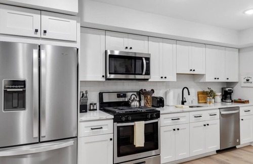 Trinidad Apartment | Excellent 2-BR Condo in Hip Area of DC