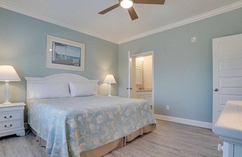 Cape San Blas House | Excellent 5BR Waterfront Escape! Pool, Game Room