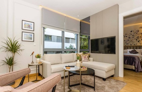 Fenerbahce Apartment | Excellent Apartment (1+1) near Bagdat Street in Kadıkoy