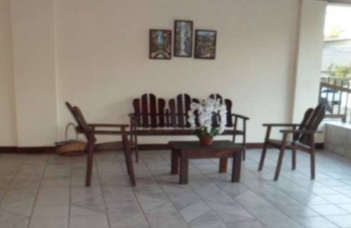 Ondina Apartment | Excellent apt. 100m from Ondina Beach. Close to everything!!!