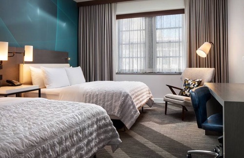 Downtown Houston Hotel | Excellent Choice! Spacious Accommodation, Pet-friendly Property, Bike Rental