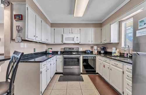 Fort Walton Beach - Destin Condo | Excellent Emerald Coast Location