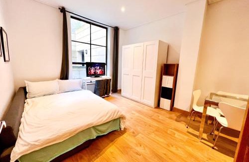 The City of London Apartment | Excellent Entire Apartment Between St Pauls Cathedral and Covent Garden