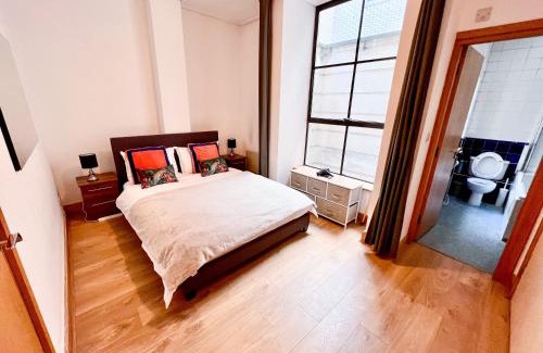The City of London Apartment | Excellent Entire Apartment Between St Pauls Cathedral and Covent Garden