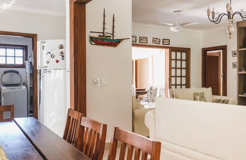 Itamambuca House | Excellent house 180 m from the beach, sauna, swimming pool.
