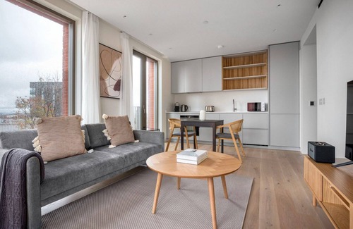 St. Pancras and Somers Town Apartment | Excellent King's Cross 1BR w/Gym & Lounge, nr Tech Hub, by Blueground