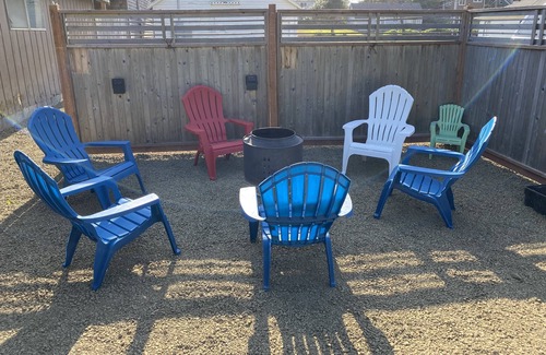 Rockaway Beach Condo | Excellent Location, *Pet Friendly*, 2 Blocks From Beach, Small Kitchen, WiFi, Fire-Pit, Unit 2