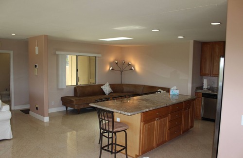 Araby House | Excellent location, beautiful view. Pool and Jacuzzi just a few stairs away.