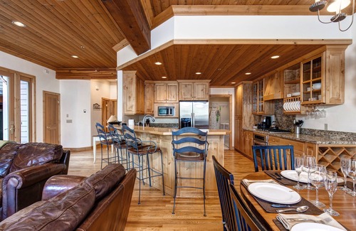 Deer Valley Condo | Excellent Location! Walk to Snow Park Lodge