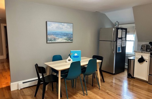 Plymouth Apartment | Excellent Reviews: 500 ft to beach and central air conditioning!