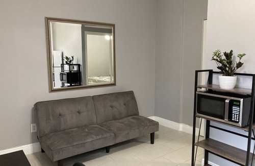 Pembroke Pines Apartment | Excellent Studio Centraly Located