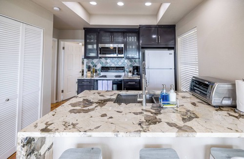Corpus Christi Apartment | Excellent Waterfront! Pool/Spa 1BR King w/DecknBrand new Dock and Slips