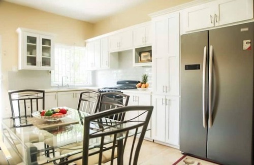 Port Antonio Apartment | Exceptional 2Bdrms-Red Hassell Manor, Port Antonio