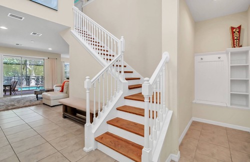 Four Corners Villa | Exceptional 5 Bedroom Villa With Games Room and Spa on Windsor At Westside