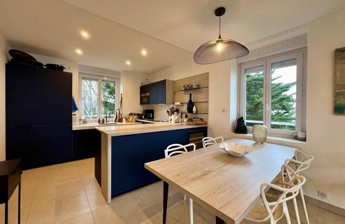 Saint-Cast-le-Guildo Apartment | Exceptional apartment with sea view - 400 m from the beach