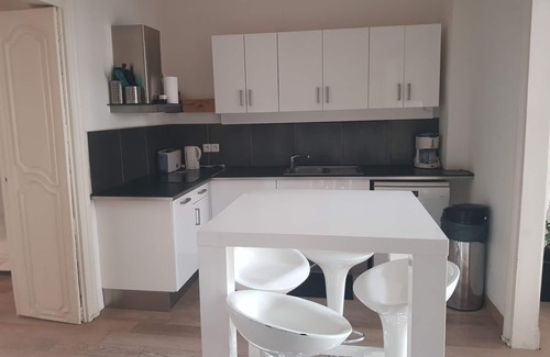 Montpellier City-Centre Apartment | EXCEPTIONAL APARTMENT IN THE HEART OF THE HISTORICAL CENTER WITH PARKING