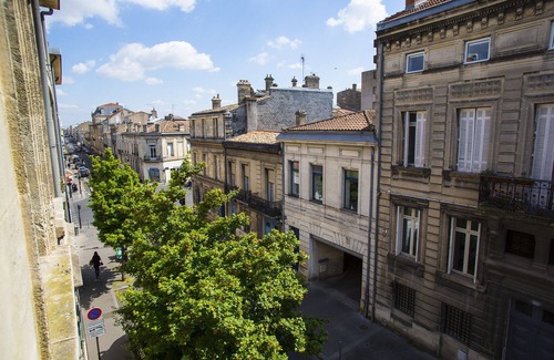 Grand Parc-Paul Doumer Apartment | Exceptional apartment in the heart of the city center - linen and cleaning provided - tram