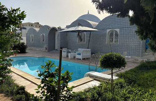 Tantana House | Exceptional Arabo-Andalusian-style house with beachfront pool.