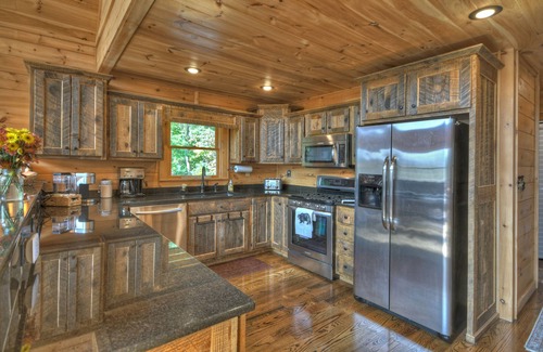 Blue Ridge House | Exceptional Aska Area Luxury Cabin with hot tub close to downtown Blue Ridge