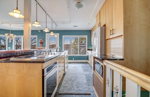 Saugatuck House | Exceptional Harborfront Chef's Kitchen Great deck/harbor views