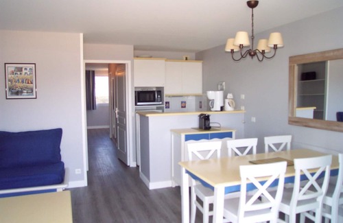 Treboul Apartment | Exceptional location, 3-star apartment, sea view from all rooms