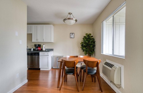 Cuernavaca Apartment | Exceptional Mountain View 2BR w/Gym & Pool, nr Museums, by Blueground