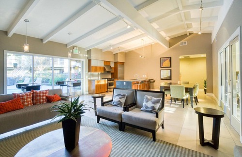 Cuernavaca Apartment | Exceptional Mountain View 2BR w/Gym & Pool, nr Museums, by Blueground