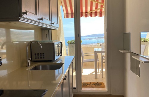 Menton Apartment | Exceptional sea view 250m+ Terrace 25m² + 5* beds + POOL + solarium