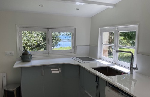 Ile-aux-Moines House | Exceptional site with wide open spaces and family sea access